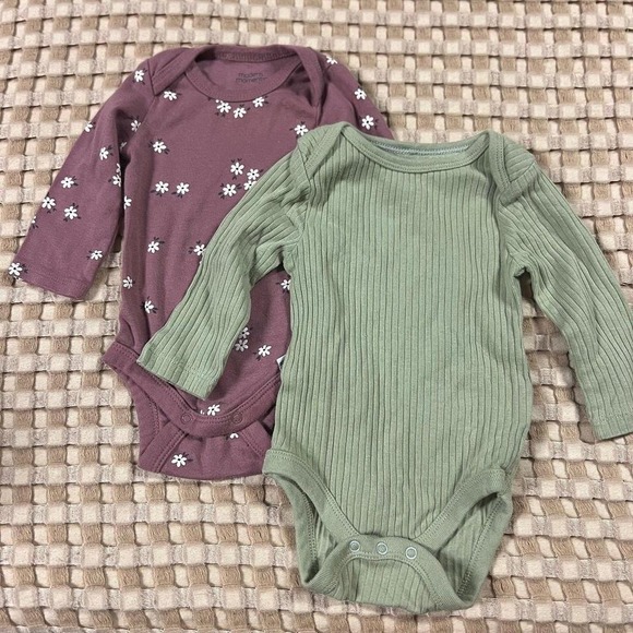 onesies Bundle Set 0-3M Long Sleeve girls Pink green floral - Picture 1 of 4